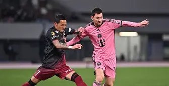 郎平深情寄,升旗奏国歌,共度队员挑,立博体育官网,立博体育直播,体育赛事直播,足球直播